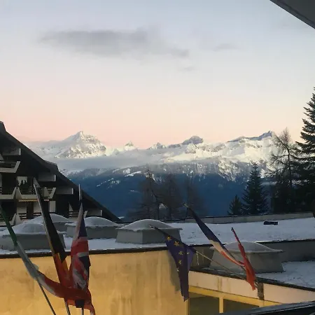 Alpine In Swiss Village Of Apartman