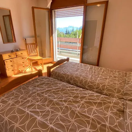 Alpine In Swiss Village Of Apartamento