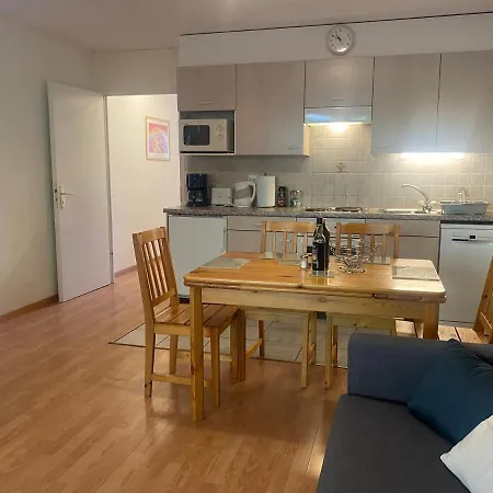 Apartamento Alpine In Swiss Village Of